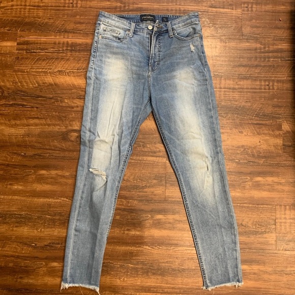 Lucky Brand Women’s Skinny Jeans - Picture 1 of 3